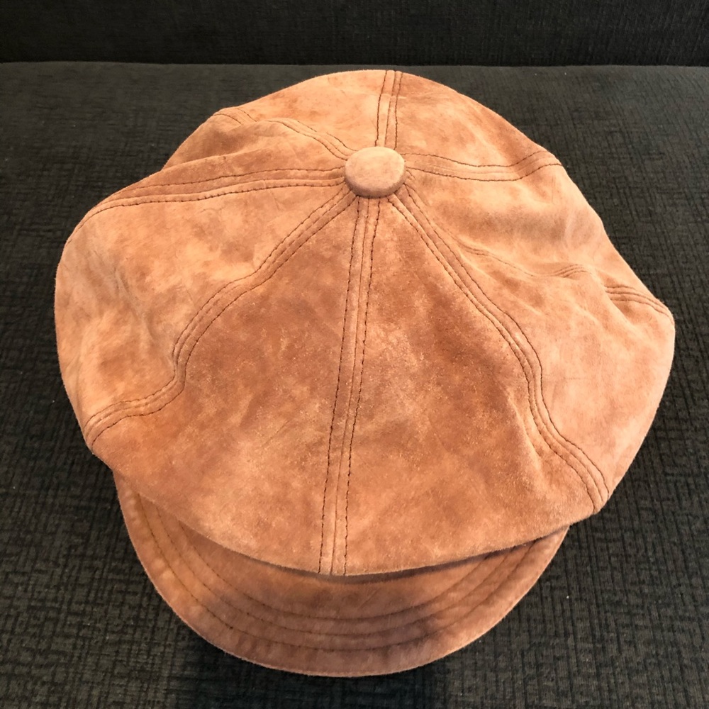 Suede cap